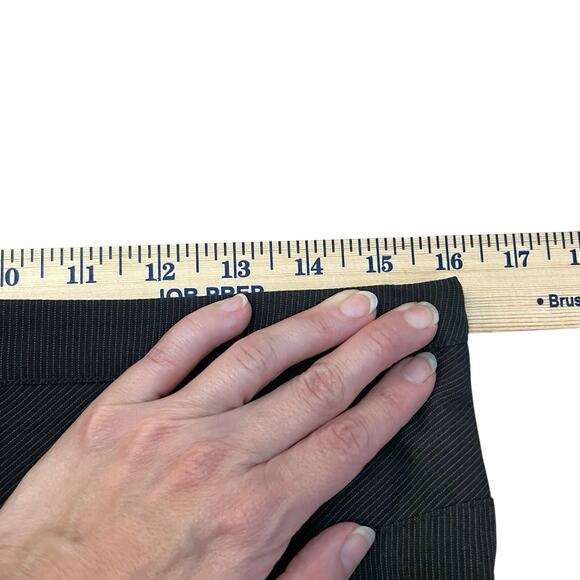 Y2K Bebe Pedal Pusher Capri Pants Size 2 Pinstripe Low Rise Cuffed Retro Pinup - Picture 7 of 11